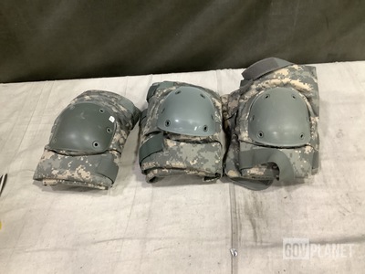 (197) Pairs of Knee Pads