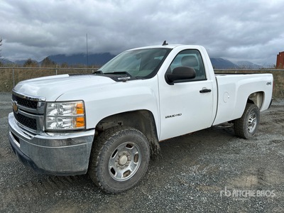 2013 Chevrolet Silverado 2500HD 4x4 Pickup