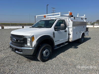 2017 Ford F-450 XL 4x2 サービスカー