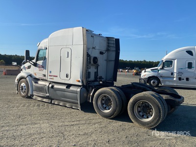 2017 Peterbilt 579 6x4 3- Achs Sattelzugmaschine mit Schlafkabine