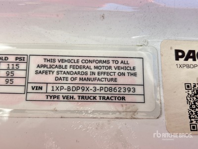 2023 Peterbilt 579 6x4 Cabeza Tractora Cabina Dormitorio
