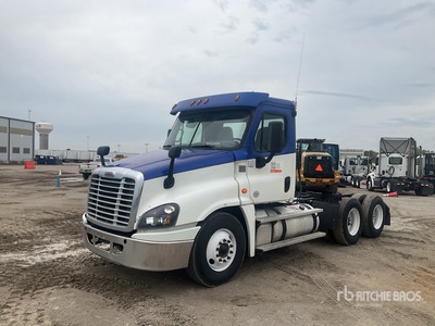 2019 Freightliner Cascadia 125 6x4 Day Cab Truck Tractor