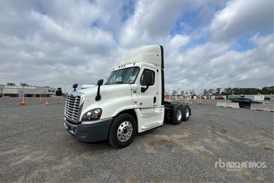 2018 Freightliner Cascadia 125 6x4 Day Cab Prime Mover