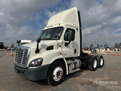 2018 Freightliner Cascadia 113 6x2 T/A Day Cab Truck Tractor
