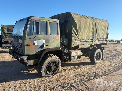 2003 Stewart & Stevenson M1078A1 LMTV 4x4 Cargo Truck