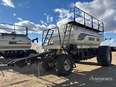 2008 Bourgault 6550ST 550 bu Tow-Behind Air Cart