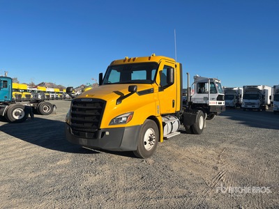 2022 Freightliner Cascadia 126 4x2 S/A Day Cab Truck Tractor