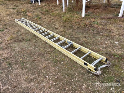 Featherlite 30 ft Aluminum Ladder