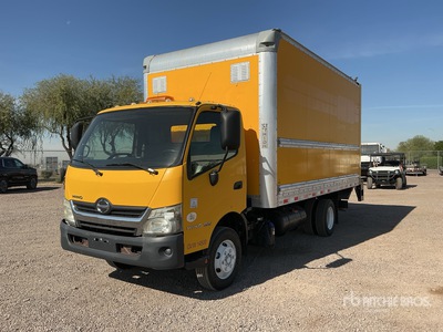 2017 Hino 155 4x2 Van Truck
