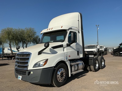 2020 Freightliner Cascadia 126 6x4 Cabeza Tractora Cabina Corta