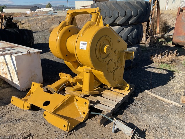Crawler Tractor Winch - Fits Cat D7R / D8R