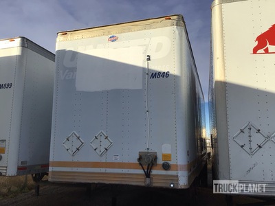 2002 Utility 4000D-X 28 ft x 102 in S/A Van Trailer