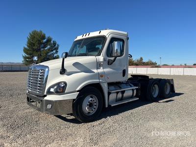 2018 Freightliner Cascadia 125 6x4 T/A Day Cab Truck Tractor