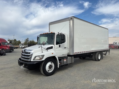2018 Hino 338 4x2 Van Truck