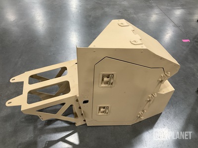 (20) 3688641C91 Signal Light Housing Sections