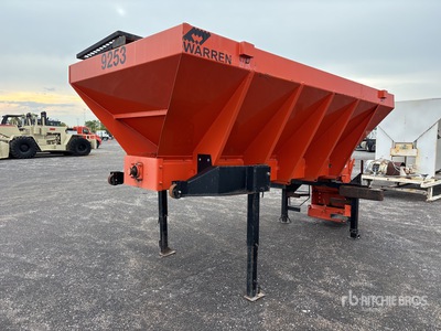 2015 Warren AC2400-13 14 ft Slide-In Sand Spreader Box
