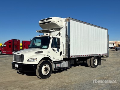 2019 Freightliner M2 106 4x2 冷蔵トラック
