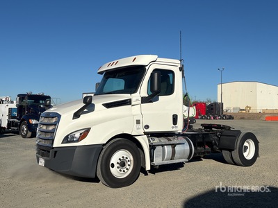 2019 Freightliner Cascadia 126 4x2 S/A Day Cab Truck Tractor