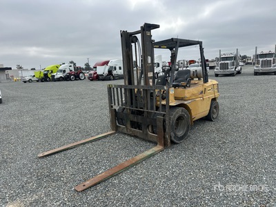 Cat 9000 lb GPL40 Carretilla Elevadora