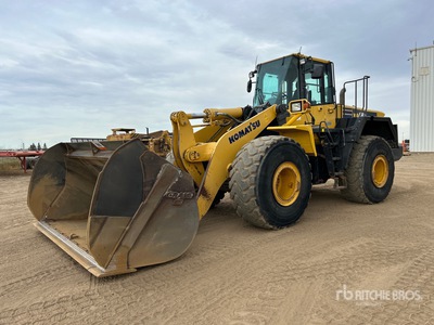2011 Komatsu WA480-6 Wheel Loader