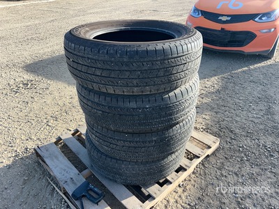 Quantity of (4) Yokohama Geolandar H/T P255/60R19 Tires