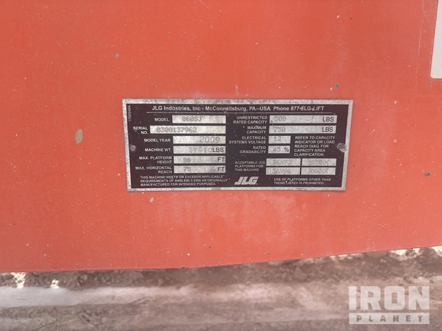 ELEVADOR TELESCóPICO 2009 JLG 4WD 860SJ