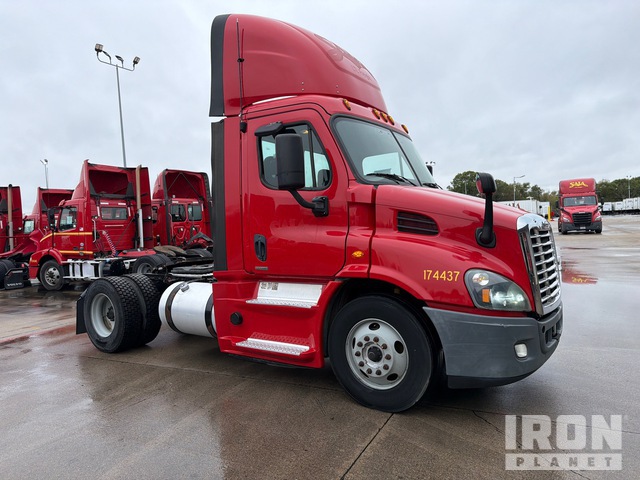 CAMIóN 2017 FREIGHTLINER