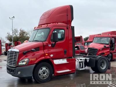 2017 Freightliner CASCADIA 4x2 Cabeza Tractora Cabina Corta