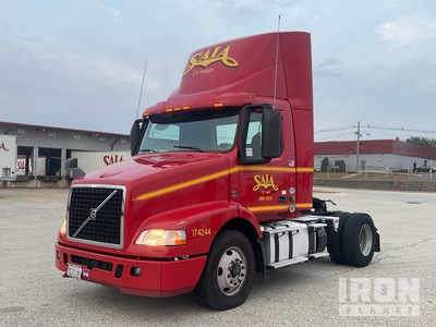 2017 Volvo VNM42T 4x2 Day Cab Truck Tractor