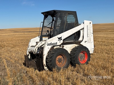 Bobcat 853 All-Wheel Steer Skid Steer Loader