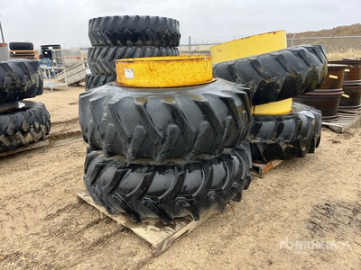 Quantity of (4) Mixed إطارات المعدات