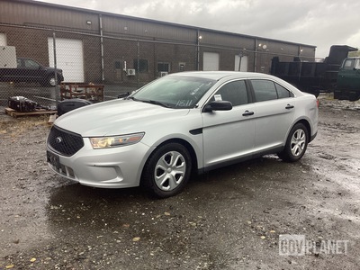 2013 Ford Taurus Sedan