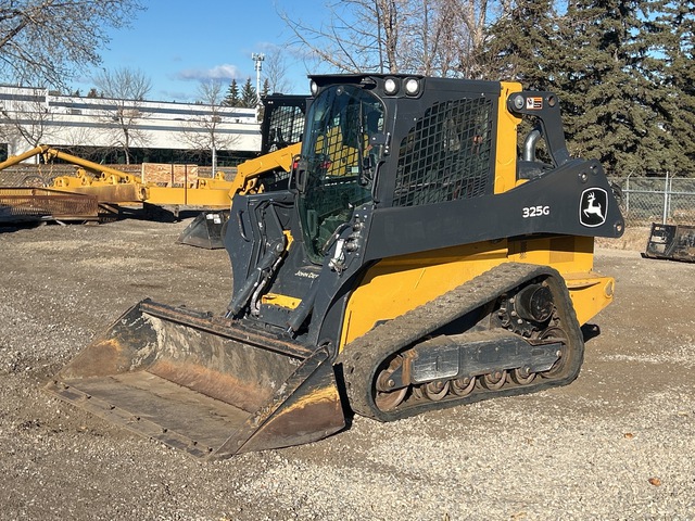 2022 John Deere 325G Two-Speed Compact Track Loader 2022 John Deere 325G Two-Speed Compact Track Loader