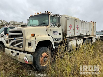 1997 Ford LNT9000 Camión Cisterna de Combustible
