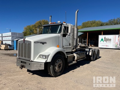 2002 Kenworth T880 6x4 T/A Dagcabine Trekker