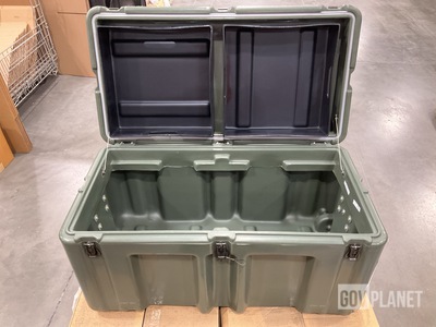 (3) Pelican 472-FTLK-LG-137 Footlockers