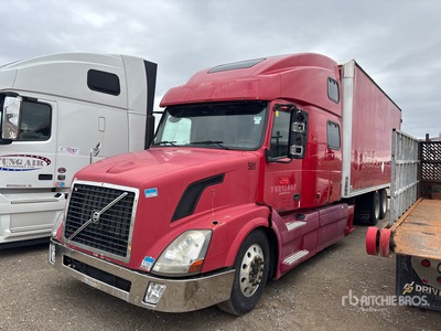 2007 Volvo VNL 6x4 Van Truck