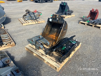 24 in Digging w/Manual Coupler & Thumb Benna per escavatore - Fits 5 Ton
