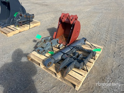 18 in Digging w/Manual Coupler & Thumb Benna per escavatore - Fits 5 Ton