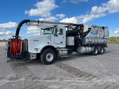 2014 Kenworth T800 Vacuum Excavator Truck