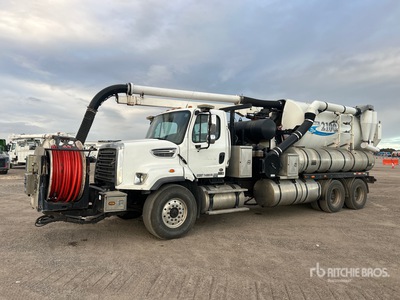 Vactor 2100 on 2015 Freightliner 108SD 6x4 Camion pelleteuse sous vide