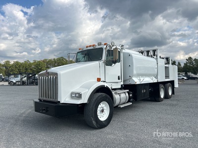 2013 Kenworth T800 6x4 Autocarro trasporto carburante per lubrificante