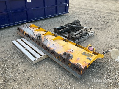 2016 WBM Hydraulic 9 ft Snow Wing Divers - Équipement de déneigement