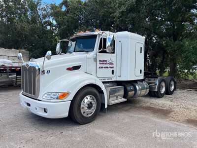 2014 Peterbilt 384 T/A Sleeper Truck Tractor