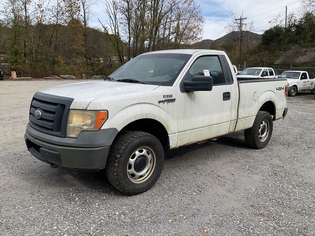 2010 Ford F-150 XL 4x4 Pickup
