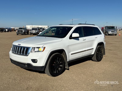 2013 Jeep Grand Cherokee Laredo 4x4 SUV