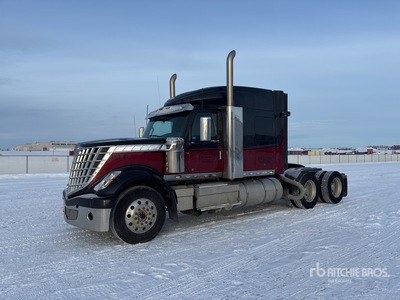 2019 International SFA 6x6 6x4 Tracteur routier couchette