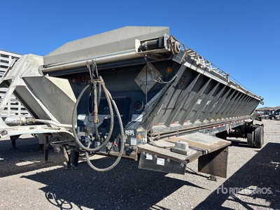 2012 Trail King DDT 39 ft T/A Live Bottom Trailer