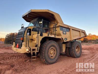 2008 Cat 772 Dumper Rígido