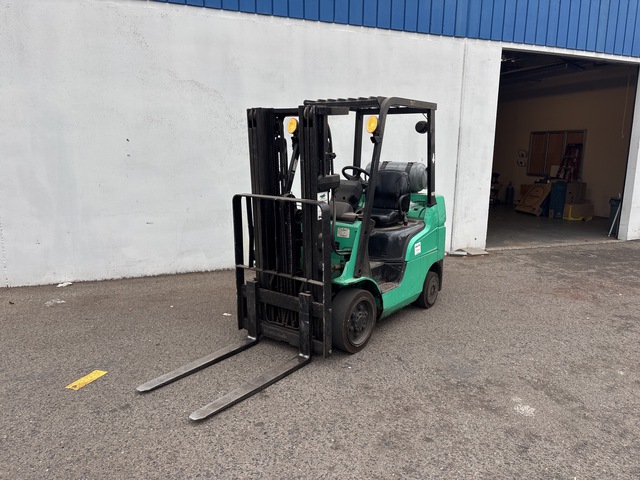 2005 Mitsubishi FGC-25N Cushion Tire Forklift